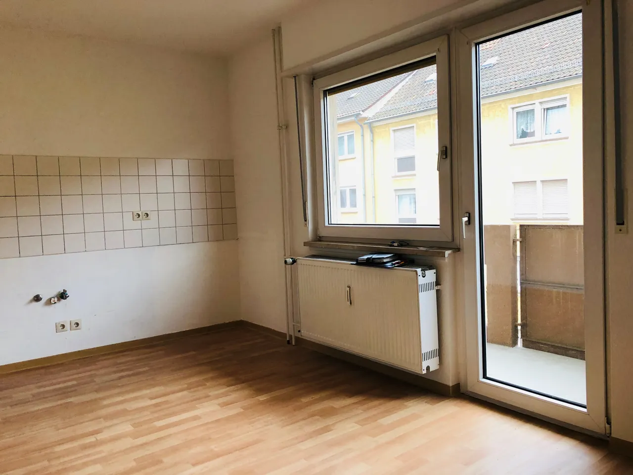 Wohn- Schlafzimmer