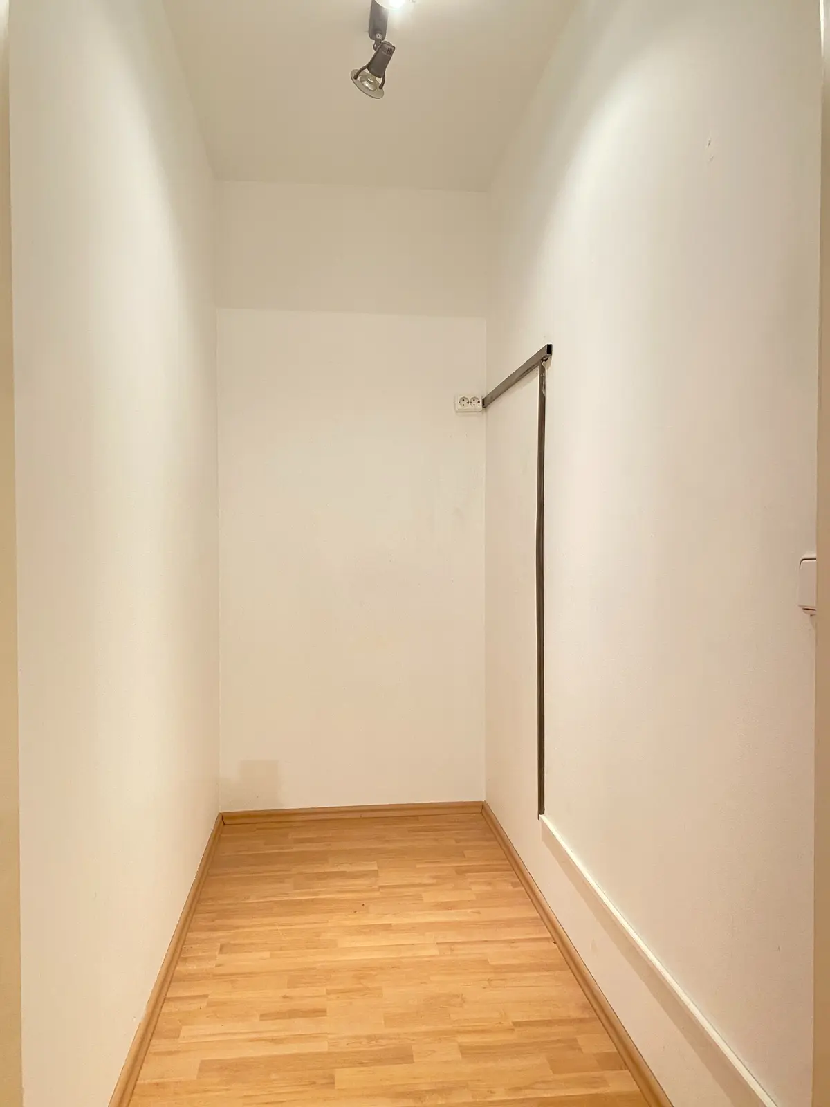 Geräumige Abstellkammer
