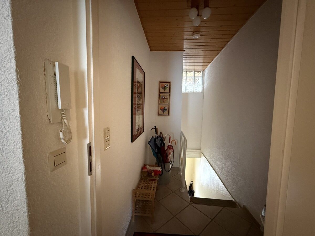 Eingangsbereich über die Treppe