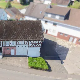 Umfassendes Sanierungsobjekt für Handwerker mit Fachwissen im schönen Westerwald!