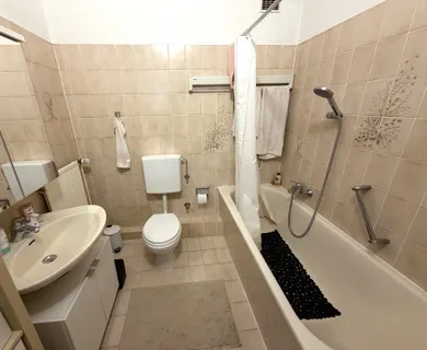 Düsseldorf-Rath! Gepflegte 2-Zimmer-Wohnung mit Balkon und Wohnküche! - Photo 5