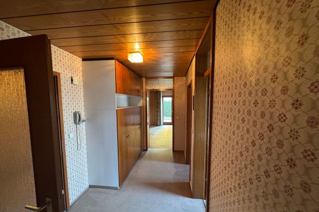 Flur Wohnung UG