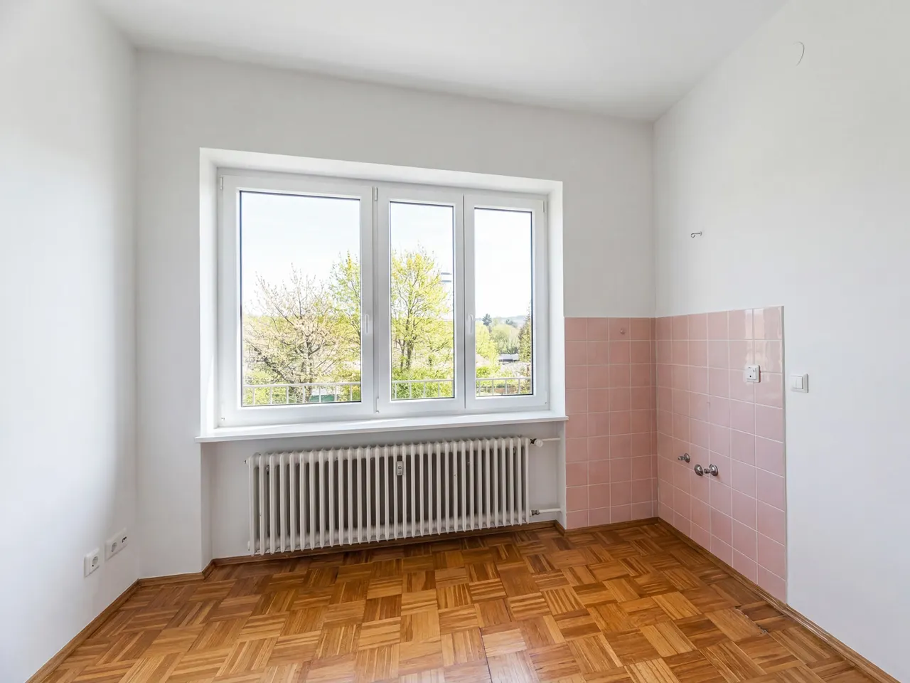 Büro OG  - leer KI generiert