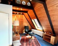 Studio mit Wandschrank