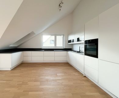 Exklusive 3 Zimmer Neubaumietwohnung in bester Lage von Siegburg zu vermieten. - Foto 1