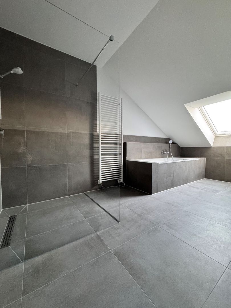Modern wohnen mit barrierefreiem Komfort und exklusivem Penthouse-Feeling auf zwei Ebenen! - Photo 3