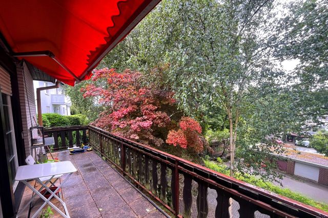 Balkon (EG)
