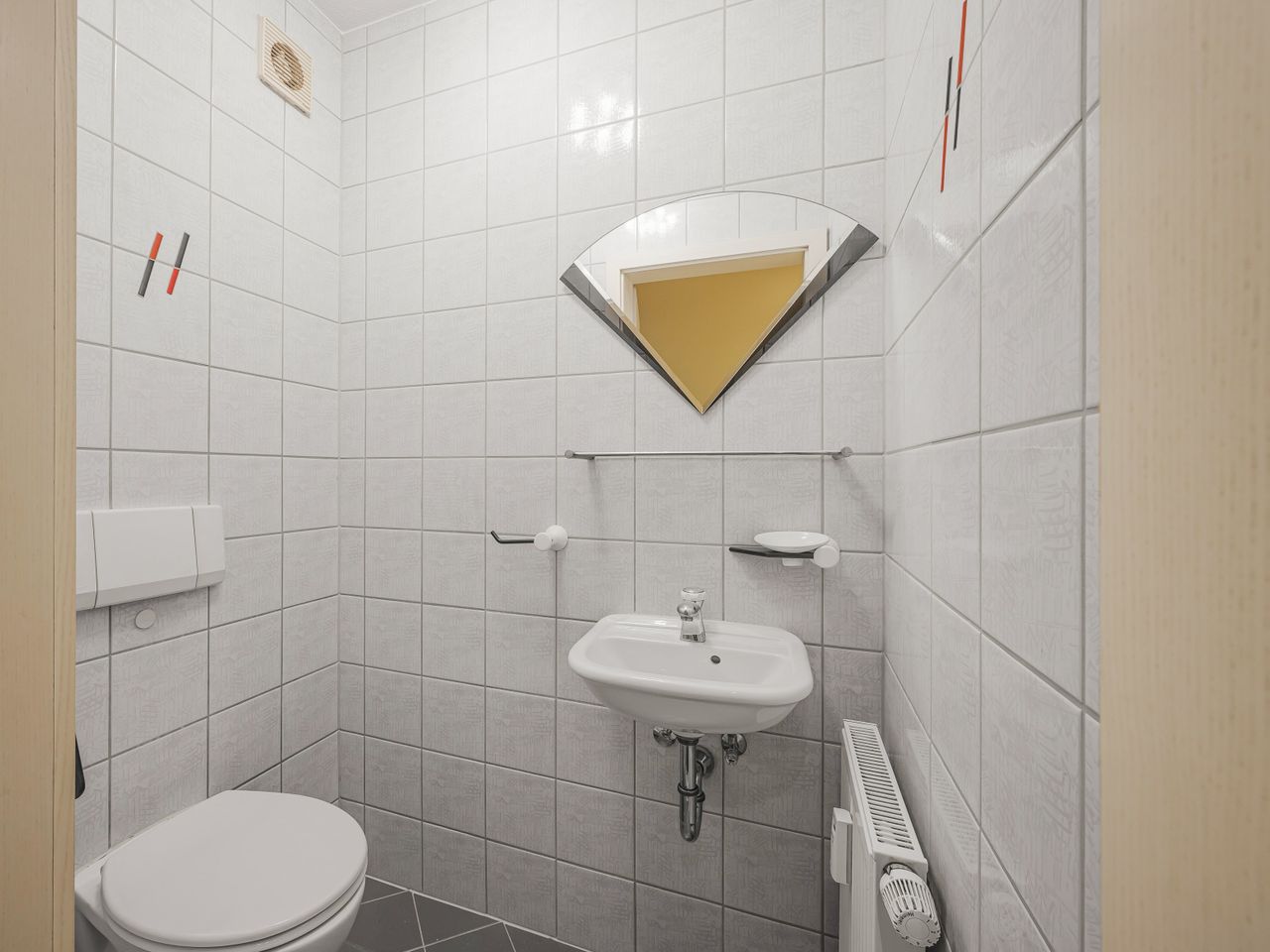 Gäste-WC im Erdgeschoss