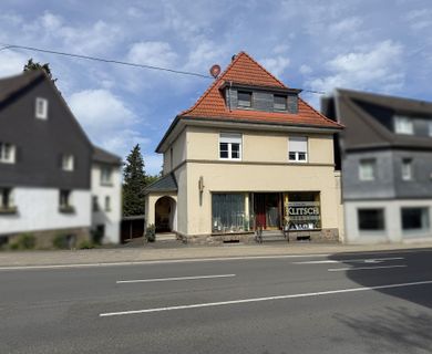 Attraktives Wohn- und Geschäftshaus im Herzen von Waldbröl!