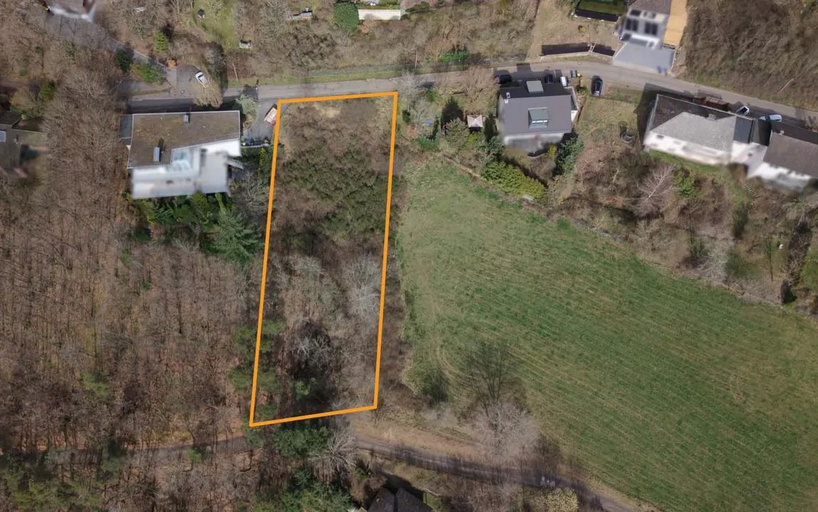 Naturnahes Baugrundstück in Mayen-Kürrenberg in ruhiger Ortsrandlage mit Blick ins Grüne