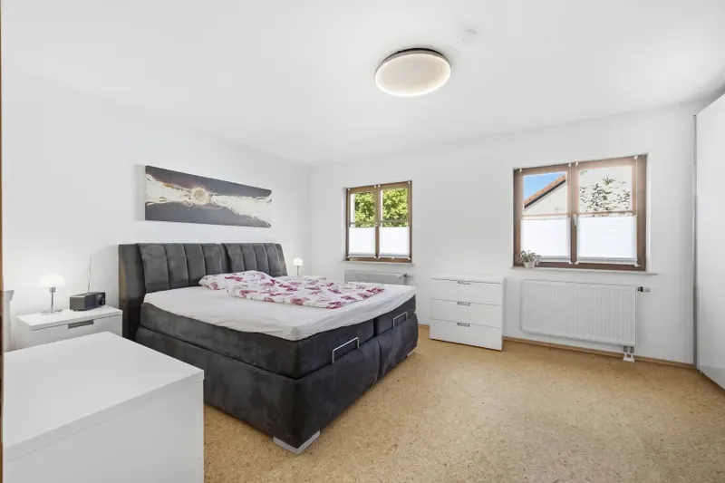 Schlafzimmer OG