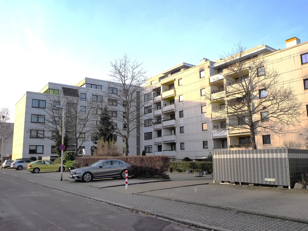 Aussen -2-