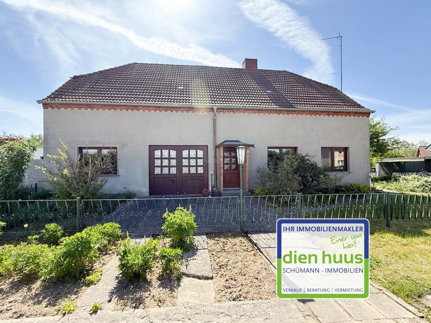 Einfamilienhaus mit viel potenzial und weitläufigem Grundstück
