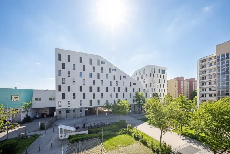 Außenansicht des Gebäudes KI-Frühling