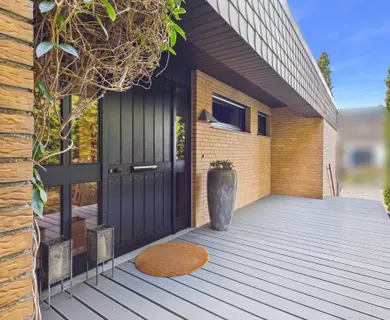 Exklusives Angebot! Stilvolles Anwesen mit Architekten-Atelier-Haus auf parkähnlichem Grundstück!