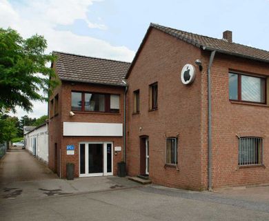 Attraktives Büro- und Hallengebäude mit Erweiterungspotenzial in Ratingen-Mitte!