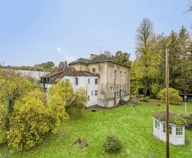 Essen-Kettwig/Heiligenhaus: Bezugsfreies Dreifamilienhaus mit Büro