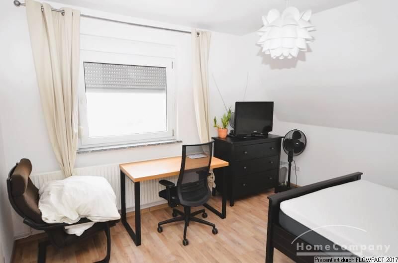 Schlafzimmer OG.jpg