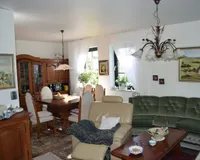 Wohn-/Esszimmer EG-Wohnung links