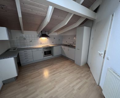 2-Zimmer-Dachgeschoss-Wohnung mit hohen Decken in Oberpleis - Photo 4