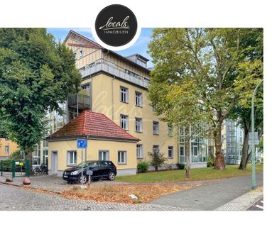 Möblierte 2-Zi.-Altbauwohnung mit Parkett, Winterbalkon, Stellplatz & Gartenquartier