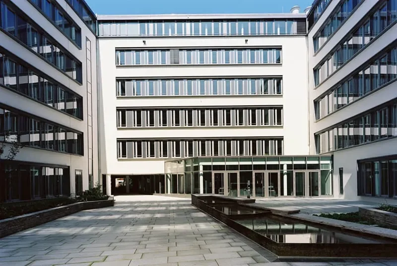Innenhof 2