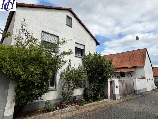 Jetzt neu: Haus zum Kauf in Kelkheim (Taunus)