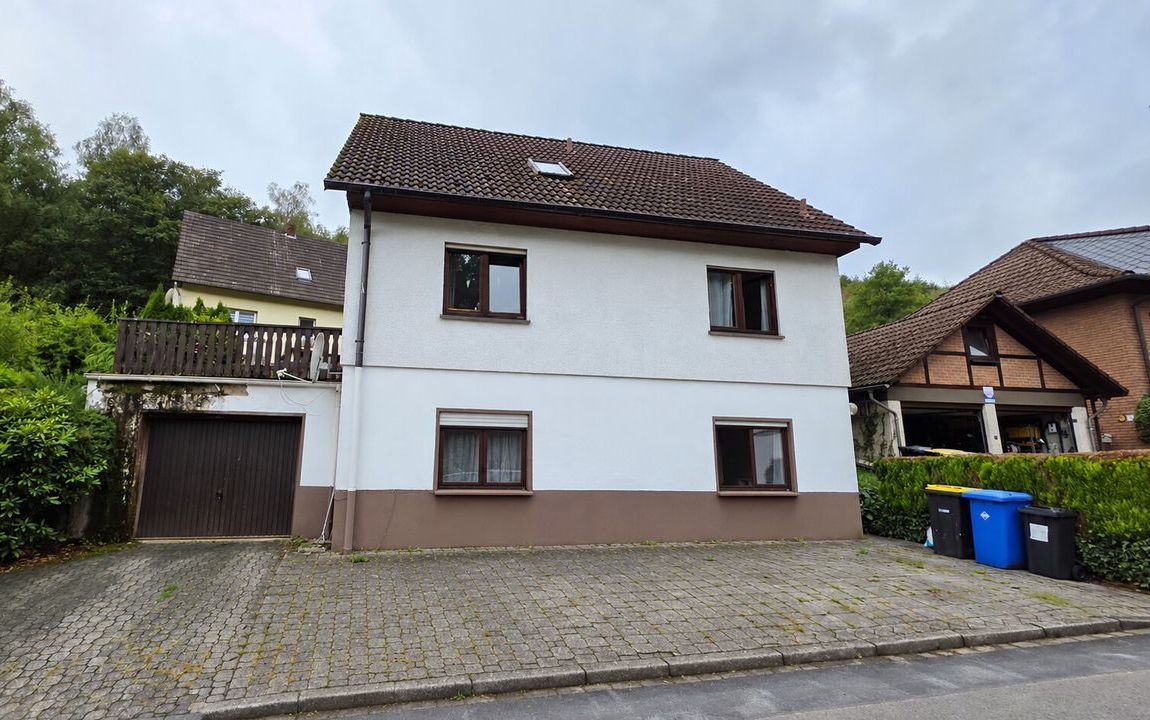 Einfamilienhaus mit Einliegerwohnung – Platz zum Wachsen