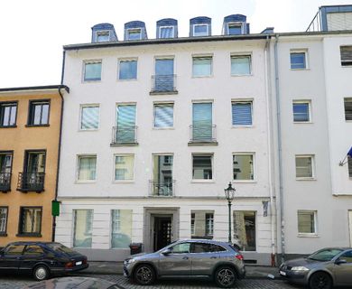 Düsseldorf-Carlstadt – 2-Zimmer-Eigentumswohnung mit Aufzug und Balkon