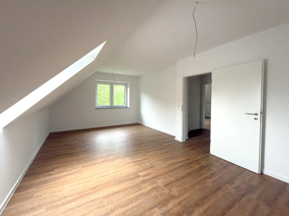 Schlafzimmer 1