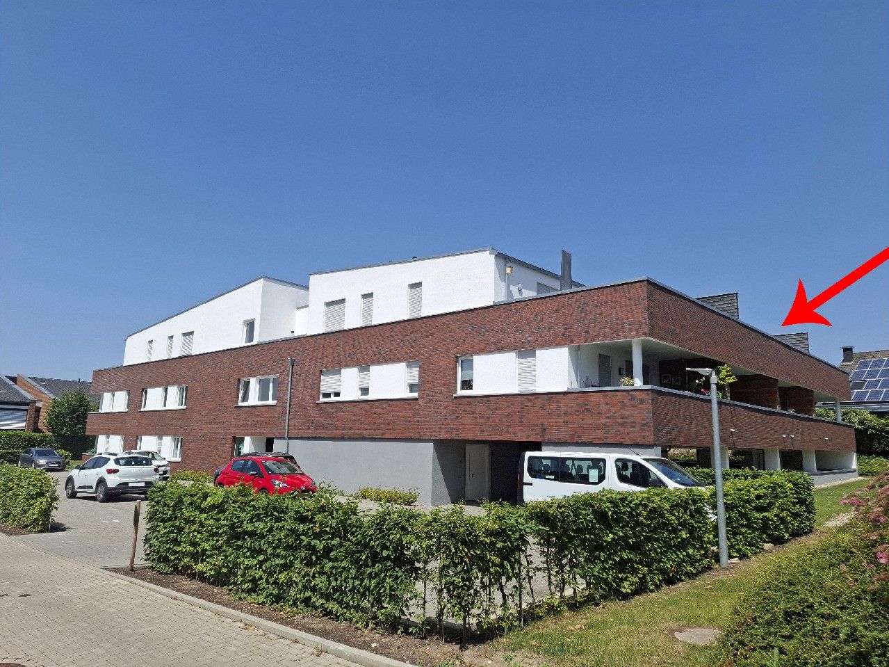 Kapitalanlage in Nettetal: Hochwertige, vermietete 2-Zimmer-Wohnung mit Dachterrasse