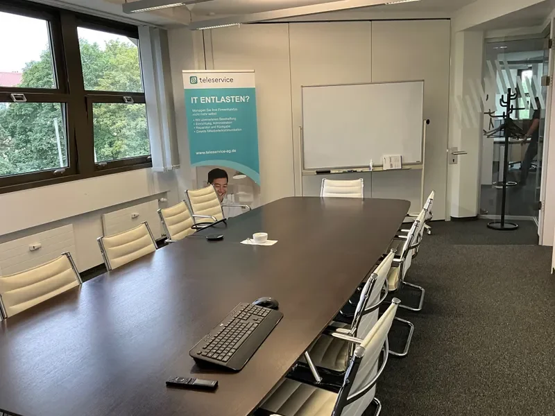 Besprecher 3.OG