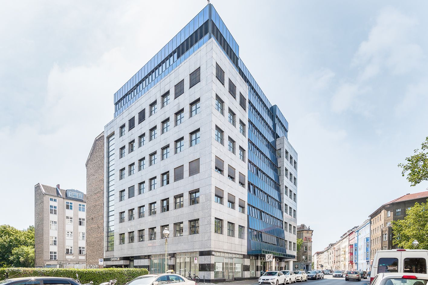 Tiefgaragen-Stellplätze zur Vermietung!