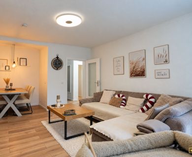 Gepflegte ca. 67m² große 3-Zimmer-Wohnung mit Balkon, Einbauküche und Tageslichtbad - Foto 3
