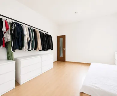 Charmante Altbauwohnung in Rheinlage von Krefeld-Uerdingen zu mieten! - Photo 3