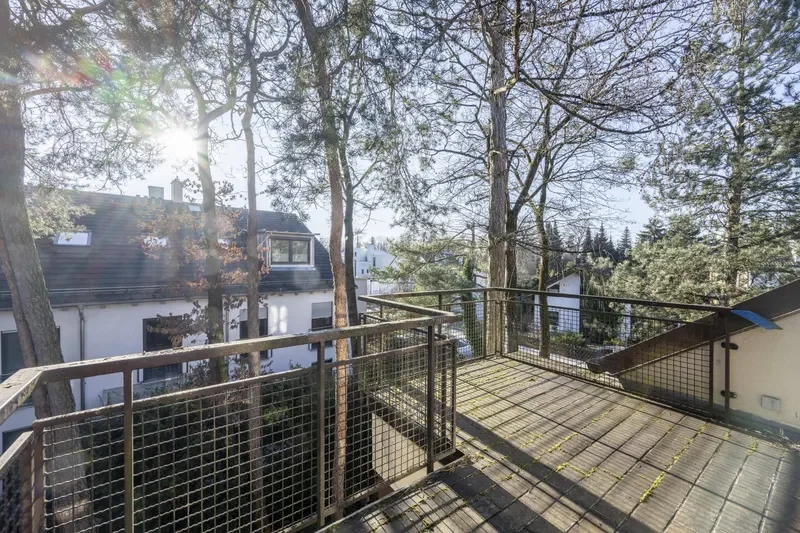 Balkon mit Ausrichtung