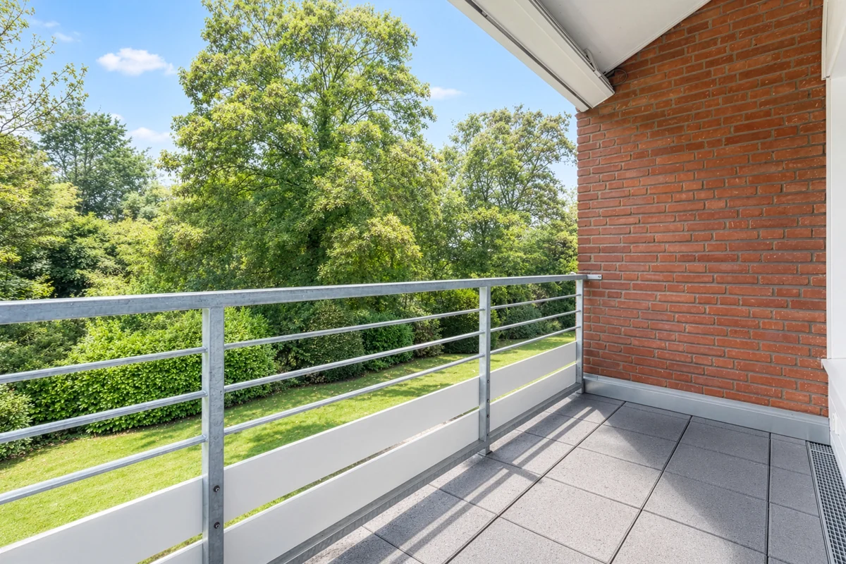 Balkon mit Blick ins Grüne