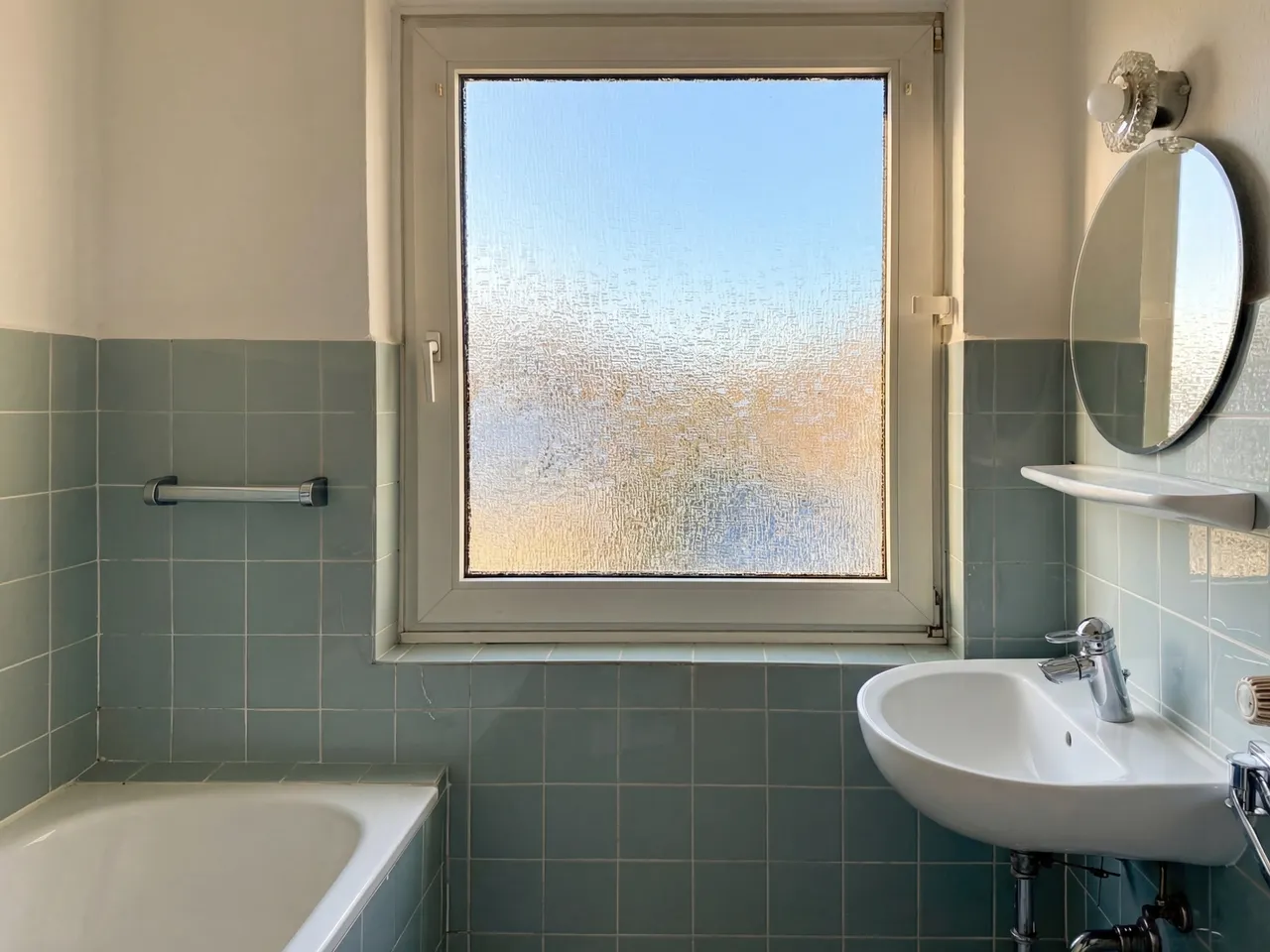 Badezimmer mit Wanne