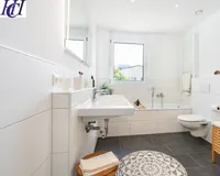Modernes Badezimmer
