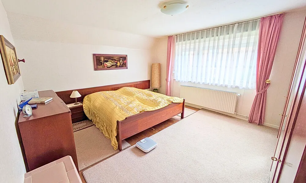 Schlafzimmer im DG