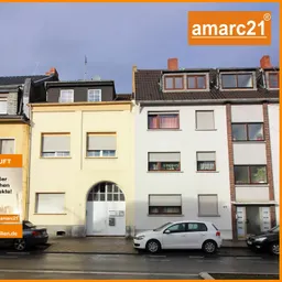 RESERVIERT: Sanierungsbedürftiges Mehrfamilienhaus mit 5 Wohneinheiten, verteilt auf 2 Häuser