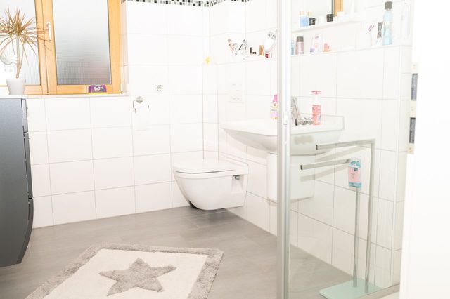 Bad Dachgeschoss.jpg