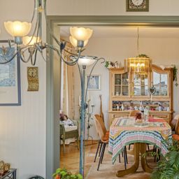 Weitblick über Lörick – 118 m² mit zwei Balkonen und Aufzug