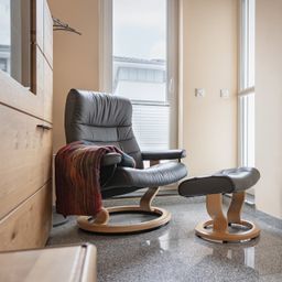 Heute schon an morgen denken: Barrierefrei Wohnen mit Balkon, Terrasse und Garage im Haus