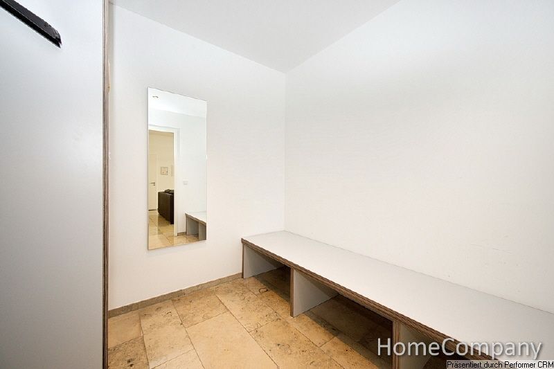 Begehbarer Kleiderschrank