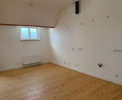 Großzügige 2-Zimmer-Dachgeschosswohnung in MG-Zentrum - Foto 5