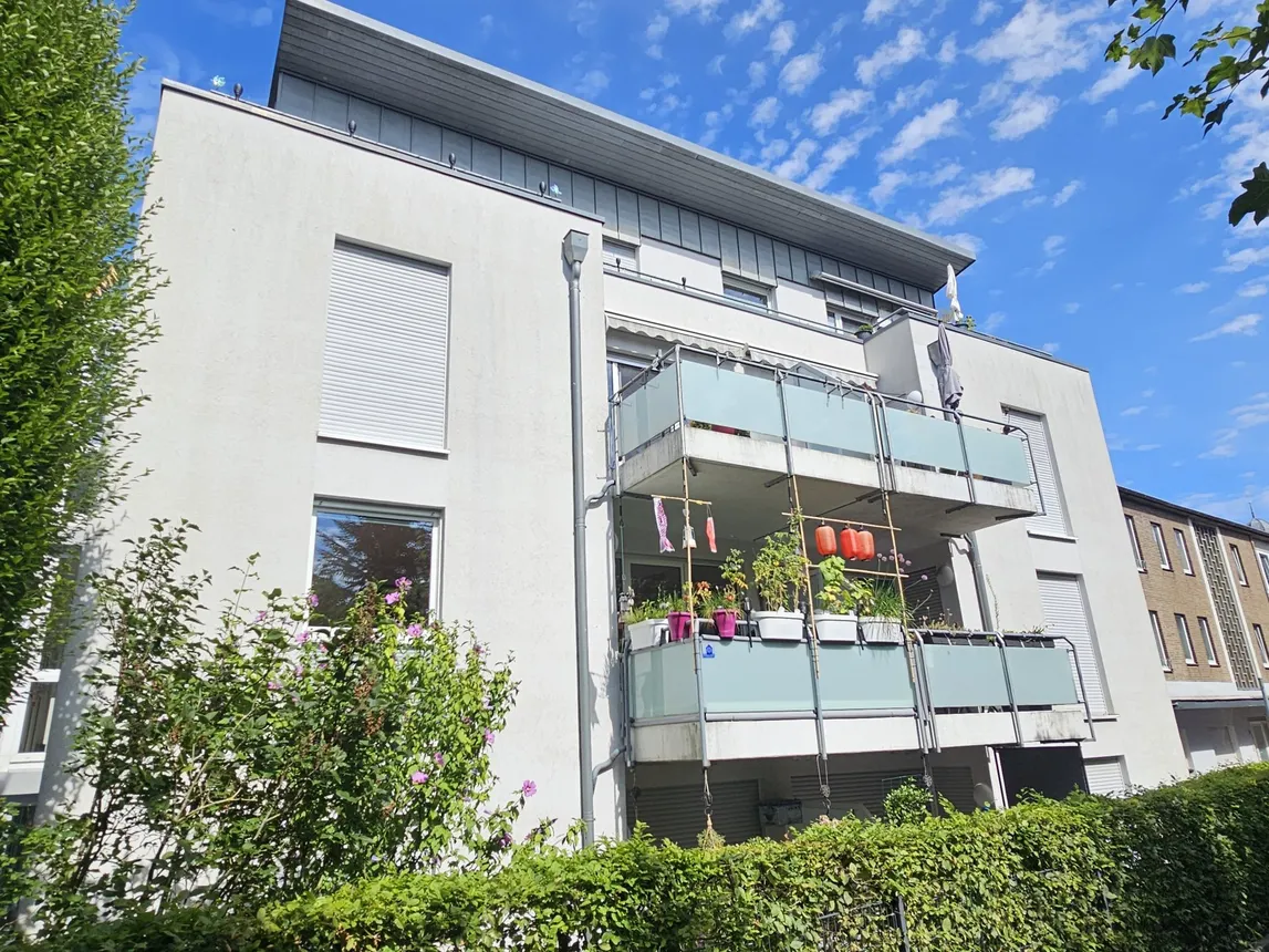 Seniorengerechte Wohnung mit TG-Stellplatz und Sonnen- Balkon