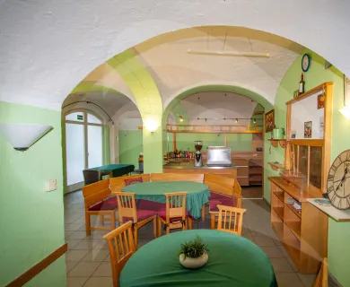 6% Nettorendite: Bar/Gastronomie in zentraler Lage von Vilsbiburg!
