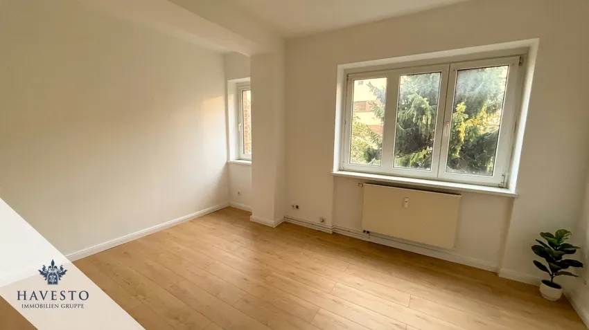 Neues Zuhause mit Wohlfühlfaktor: 2 Zimmer, Eckbadewanne, Grünblick - Foto 2
