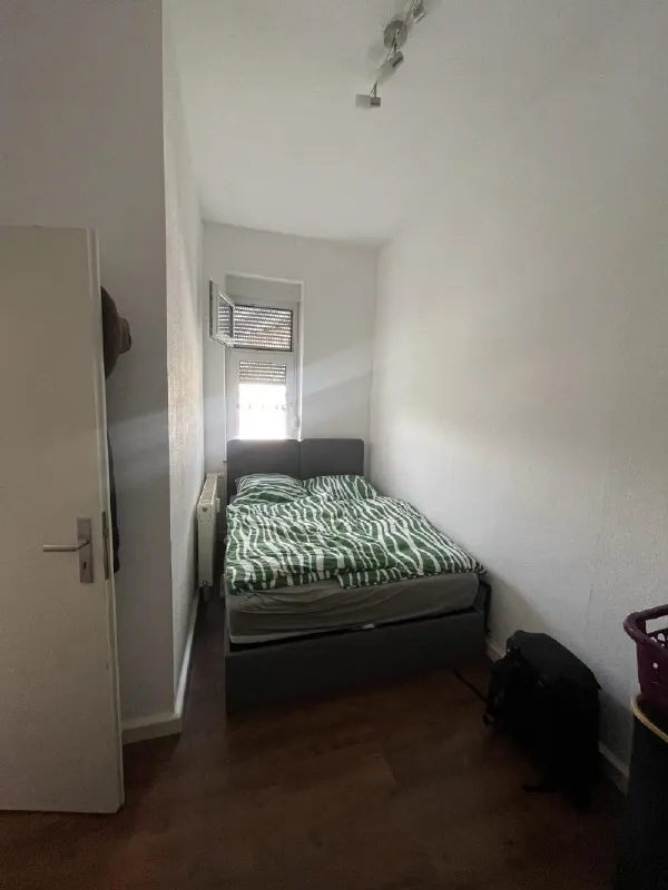 Gepflegte 2-Zimmer-Altbauwohnung mit Garten - Foto 3